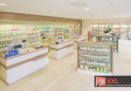 Innenansicht der Kreuz Apotheke Löbejüne 1
